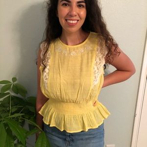 Yellow linen top. Size L. $25